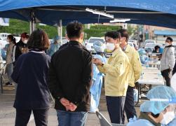 외국인 노동자 코로나19 선별검사소 점검 썸네일 3