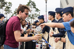 娱乐项目丰富的秋日