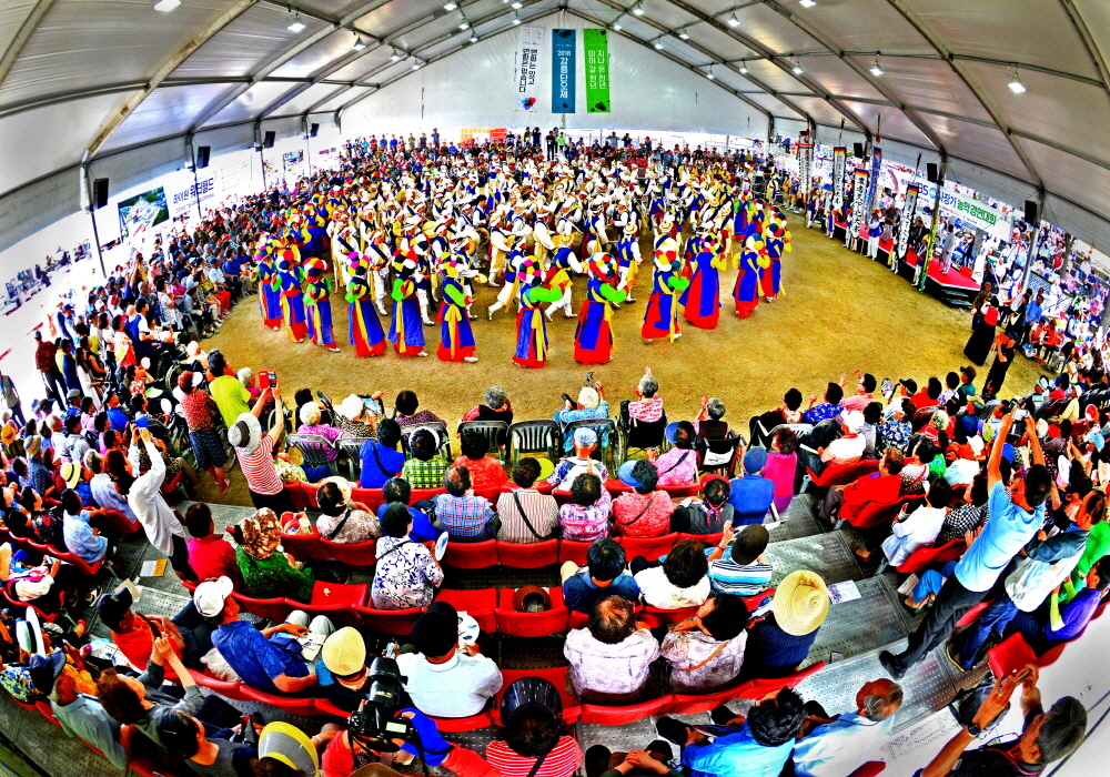 Lễ hội Tết Đoan Ngọ vùng Gangneung, nơi các vị thần và con người hòa làm một 05